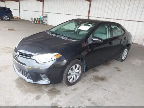 5YFBURHE6GP460992 2016 TOYOTA COROLLA - Image 2