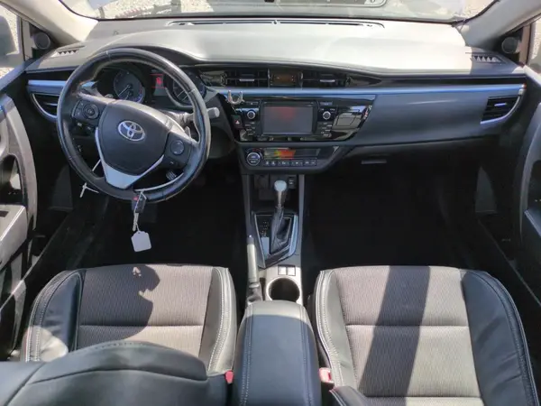 5YFBURHE6GP466713 2016 TOYOTA COROLLA - Image 8