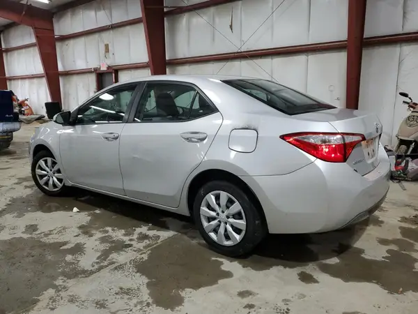 5YFBURHE6GP472155 2016 TOYOTA COROLLA - Image 2