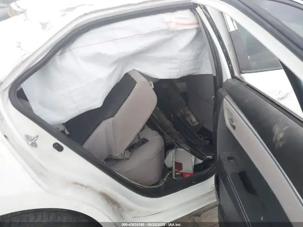 5YFBURHE6GP478215 2016 TOYOTA COROLLA - Image 8
