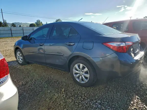 5YFBURHE6GP480272 2016 TOYOTA COROLLA - Image 2