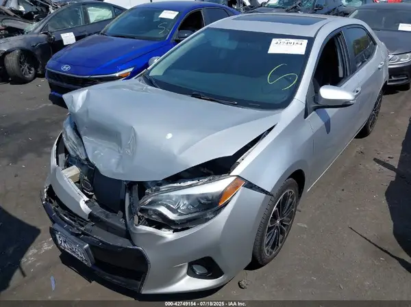 5YFBURHE6GP484225 2016 TOYOTA COROLLA - Image 2