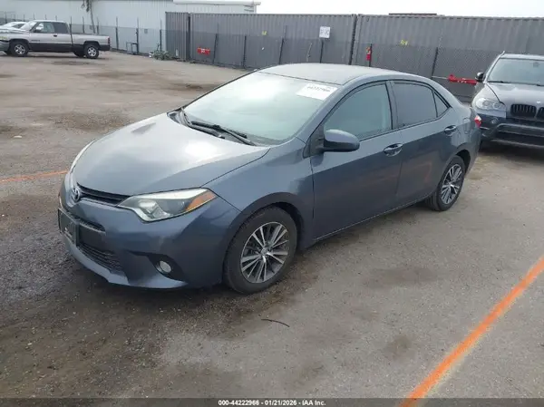 5YFBURHE6GP486640 2016 TOYOTA COROLLA - Image 2