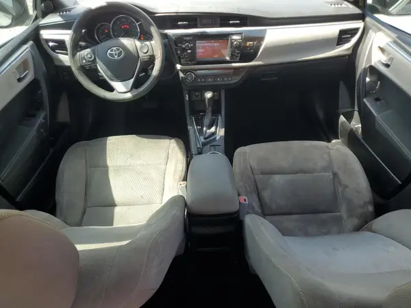 5YFBURHE6GP500083 2016 TOYOTA COROLLA - Image 8