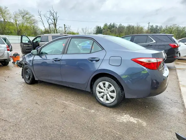 5YFBURHE6GP508247 2016 TOYOTA COROLLA - Image 2