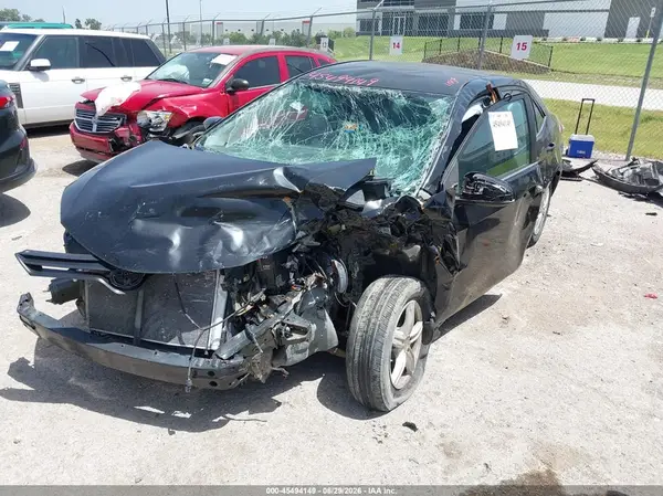 5YFBURHE6GP518678 2016 TOYOTA COROLLA - Image 2