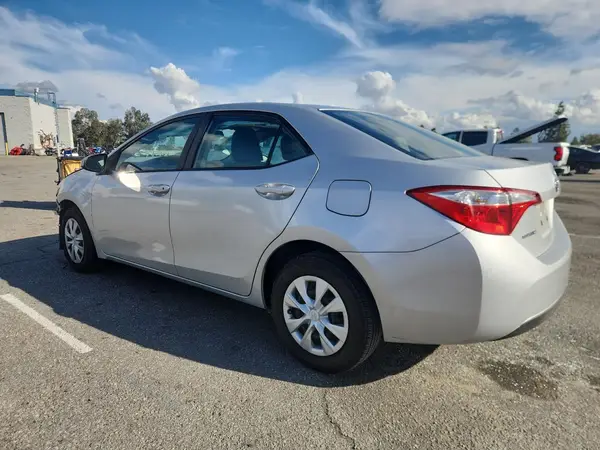 5YFBURHE6GP522424 2016 TOYOTA COROLLA - Image 2