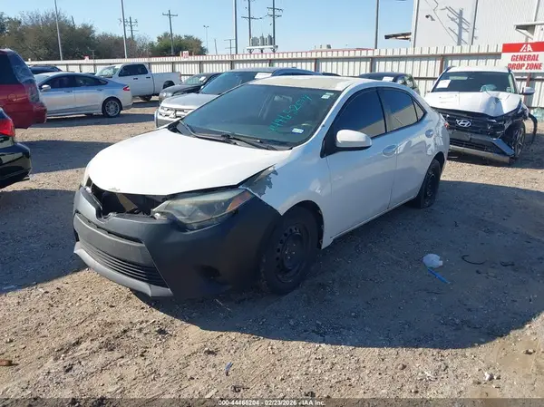 5YFBURHE6GP526117 2016 TOYOTA COROLLA - Image 2