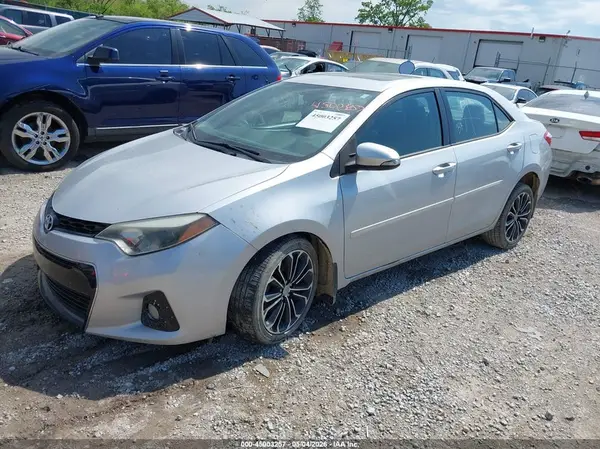 5YFBURHE6GP526876 2016 TOYOTA COROLLA - Image 2
