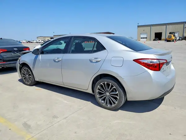 5YFBURHE6GP527932 2016 TOYOTA COROLLA - Image 2