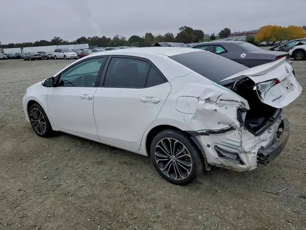 5YFBURHE6GP530877 2016 TOYOTA COROLLA - Image 2