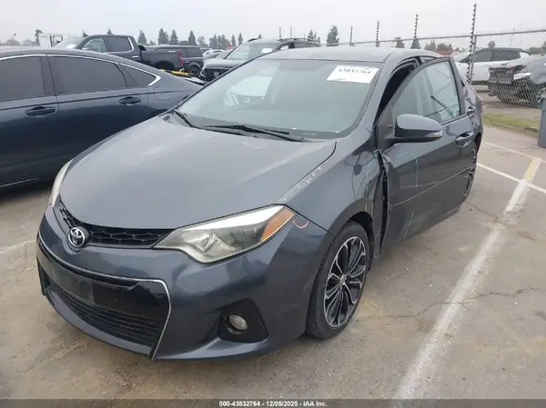 5YFBURHE6GP533908 2016 TOYOTA COROLLA - Image 2