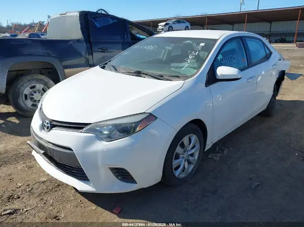 5YFBURHE6GP534637 2016 TOYOTA COROLLA - Image 2
