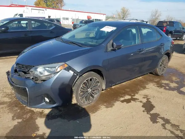 5YFBURHE6GP537649 2016 TOYOTA COROLLA - Image 2