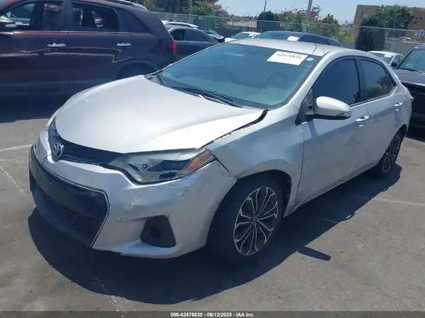 5YFBURHE6GP545556 2016 TOYOTA COROLLA - Image 2