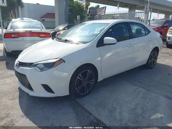 5YFBURHE6GP548053 2016 TOYOTA COROLLA - Image 2