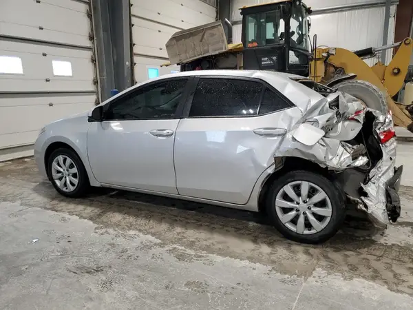 5YFBURHE6GP548957 2016 TOYOTA COROLLA - Image 2