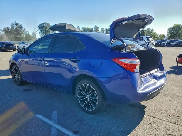5YFBURHE6GP555892 2016 TOYOTA COROLLA - Image 2