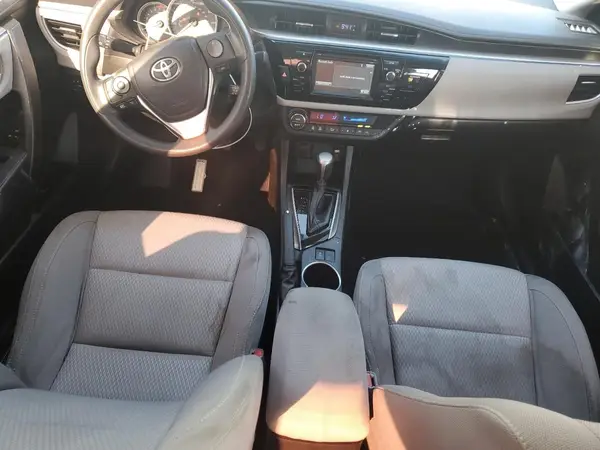 5YFBURHE6GP560493 2016 TOYOTA COROLLA - Image 8