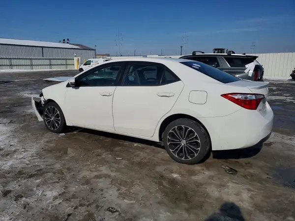 5YFBURHE6GP561174 2016 TOYOTA COROLLA - Image 2