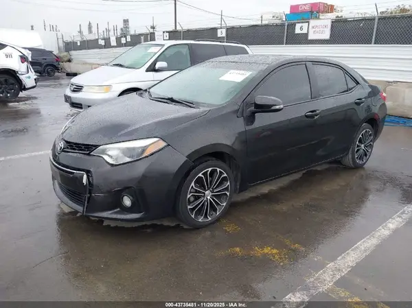 5YFBURHE6GP564737 2016 TOYOTA COROLLA - Image 2