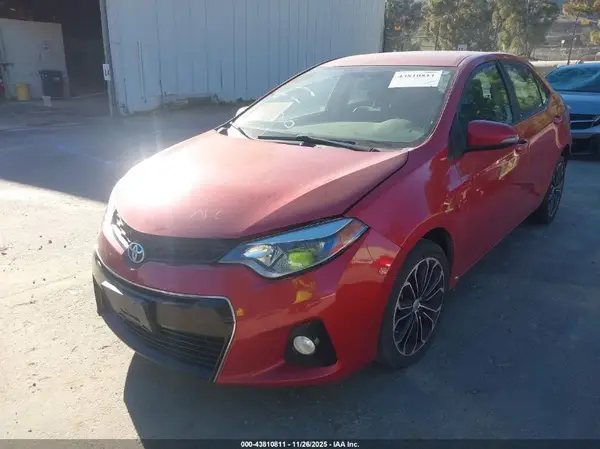 5YFBURHE6GP567007 2016 TOYOTA COROLLA - Image 2