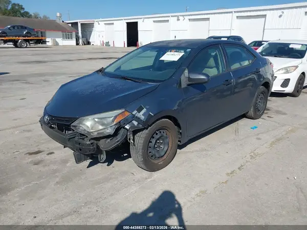 5YFBURHE6GP567590 2016 TOYOTA COROLLA - Image 2