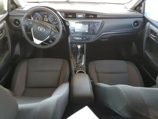 5YFBURHE6HP569972 2017 TOYOTA COROLLA - Image 8
