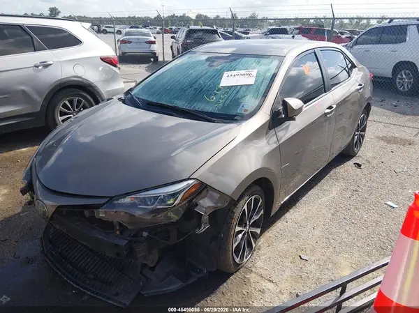 5YFBURHE6HP573133 2017 TOYOTA COROLLA - Image 2
