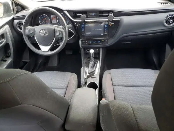 5YFBURHE6HP573178 2017 TOYOTA COROLLA - Image 8