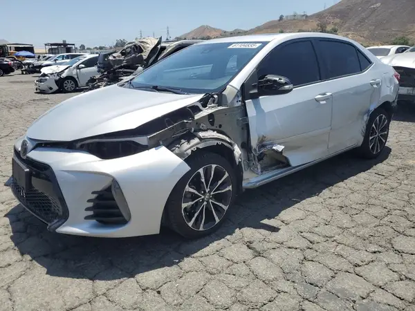 5YFBURHE6HP575819 2017 TOYOTA COROLLA - Image 1