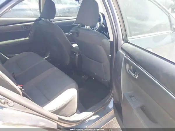 5YFBURHE6HP578025 2017 TOYOTA COROLLA - Image 8