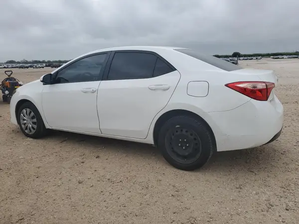 5YFBURHE6HP579417 2017 TOYOTA COROLLA - Image 2