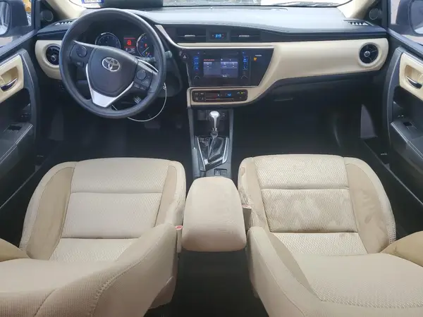 5YFBURHE6HP579417 2017 TOYOTA COROLLA - Image 8