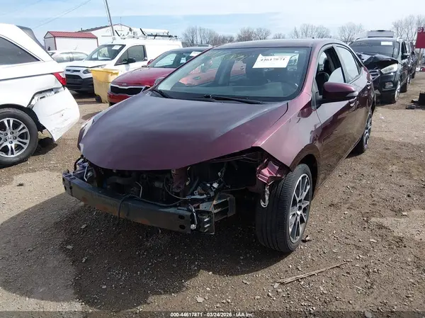 5YFBURHE6HP582592 2017 TOYOTA COROLLA - Image 2