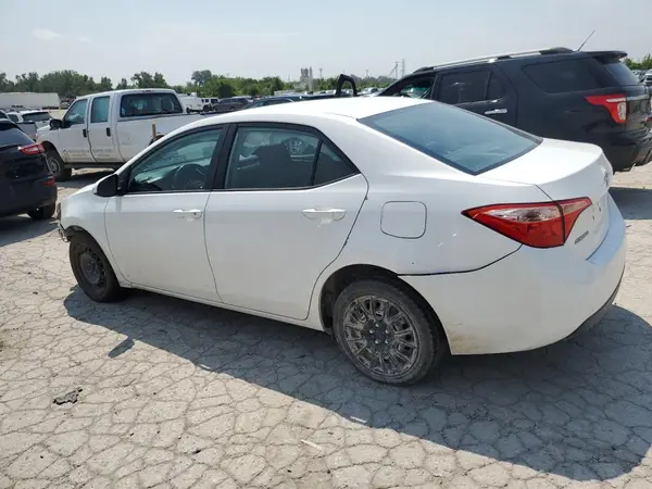 5YFBURHE6HP584312 2017 TOYOTA COROLLA - Image 2
