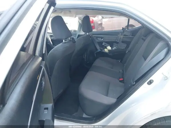 5YFBURHE6HP584875 2017 TOYOTA COROLLA - Image 8