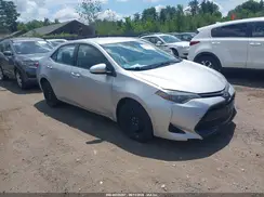 5YFBURHE6HP585279 2017 TOYOTA COROLLA