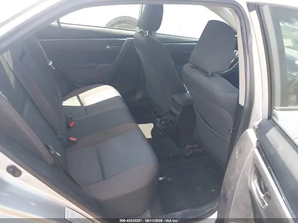 5YFBURHE6HP585279 2017 TOYOTA COROLLA - Image 8