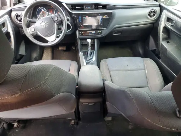 5YFBURHE6HP585461 2017 TOYOTA COROLLA - Image 8