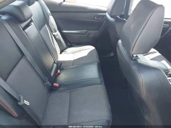 5YFBURHE6HP587789 2017 TOYOTA COROLLA - Image 8