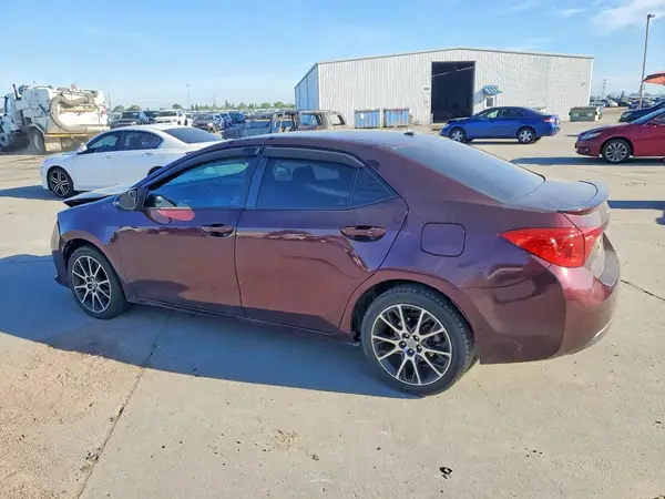 5YFBURHE6HP589669 2017 TOYOTA COROLLA - Image 2