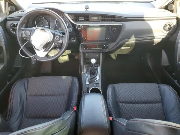 5YFBURHE6HP589669 2017 TOYOTA COROLLA - Image 8