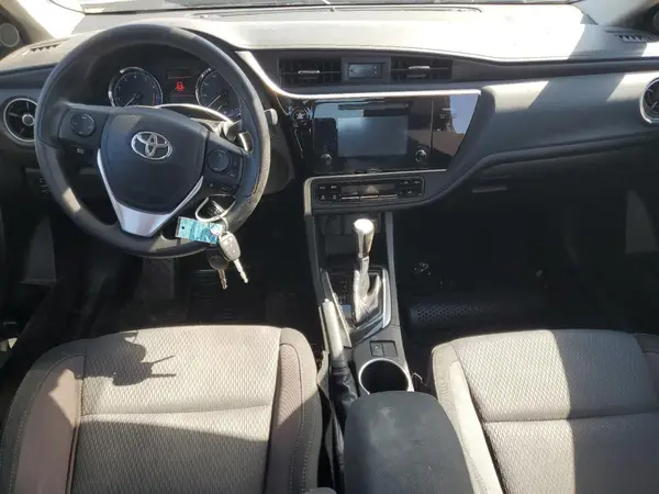 5YFBURHE6HP589932 2017 TOYOTA COROLLA - Image 8