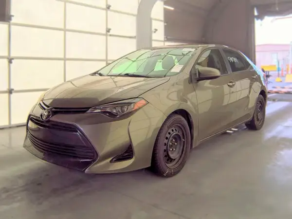 5YFBURHE6HP592037 2017 TOYOTA COROLLA - Image 2