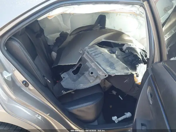 5YFBURHE6HP593348 2017 TOYOTA COROLLA - Image 8