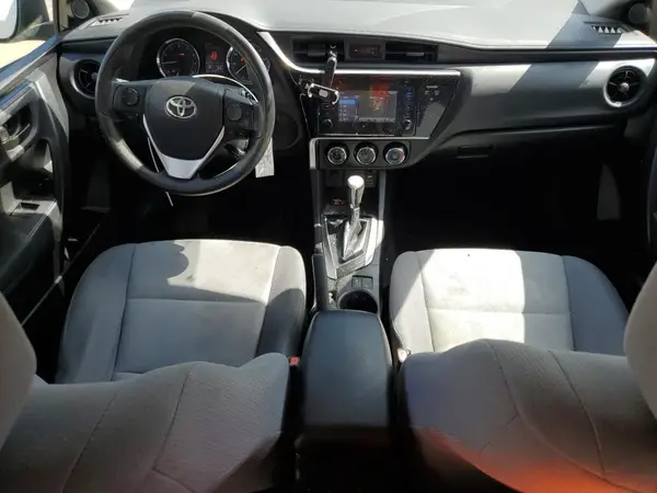 5YFBURHE6HP594547 2017 TOYOTA COROLLA - Image 8