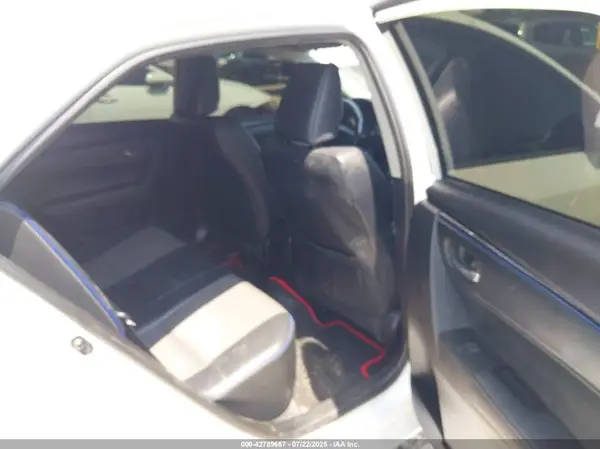 5YFBURHE6HP594824 2017 TOYOTA COROLLA - Image 8