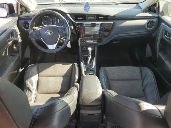 5YFBURHE6HP597996 2017 TOYOTA COROLLA - Image 8