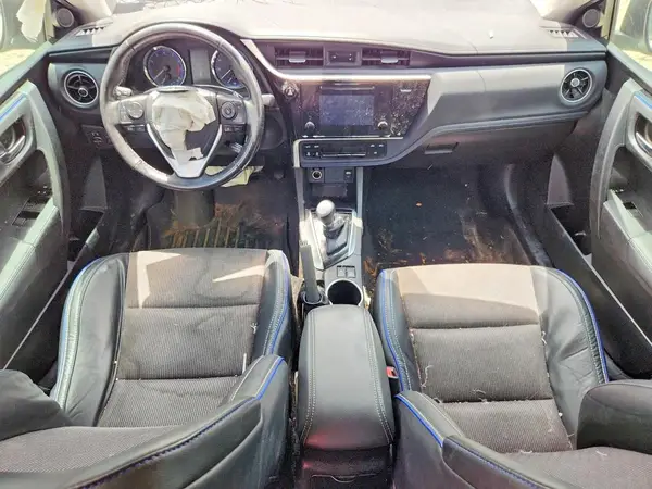 5YFBURHE6HP599599 2017 TOYOTA COROLLA - Image 8